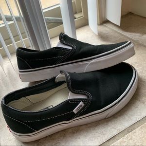 Black Slip On Vans / BARELY WORN